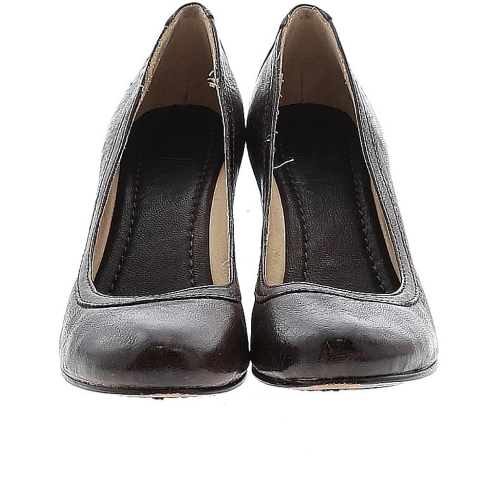 COPY - FRYE leather pump gently used size 7 1/2 no box